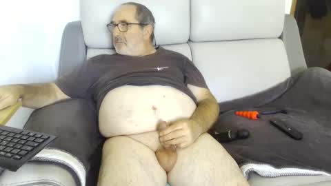 Snapshot of babacool96 chatting on 09/29/25, 11:37 babacool 96 online show from 09/29/25, 11:37