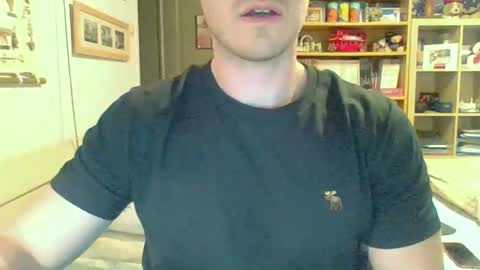 Snapshot of babacoolmagic chatting on 12/24/24, 07:55 babacoolmagic online show from 12/24/24, 07:55