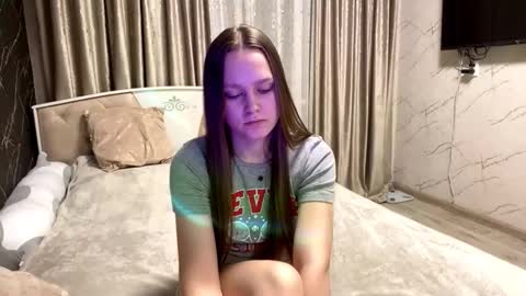 Snapshot of babararyals chatting on 11/04/25, 01:10 Anny Simpson online show from 11/04/25, 01:10