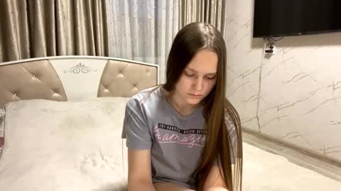 Snapshot of babararyals chatting on 11/07/25, 11:54 Anny Simpson online show from 11/07/25, 11:54