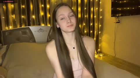 Snapshot of babararyals chatting on 12/03/25, 07:12 Anny Simpson online show from 12/03/25, 07:12