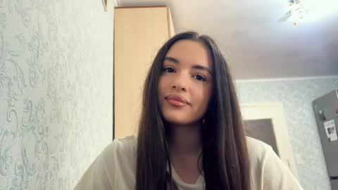 Caroline online show from 05/13/26, 09:17