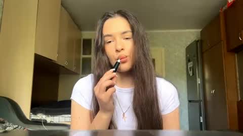 Caroline online show from 05/18/26, 09:37