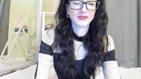 Snapshot of babby_jewel chatting on 10/25/25, 10:12 babby_jewel online show from 10/25/25, 10:12