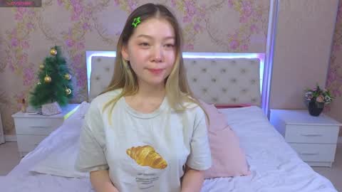 Cute Raby online show from 12/25/24, 08:18