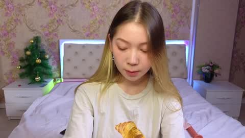 Cute Raby online show from 01/03/25, 12:41