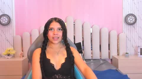 Snapshot of babe_vennus chatting on 05/14/26, 04:58 Venus online show from 05/14/26, 04:58