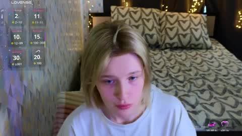 Sweety Eva online show from 04/01/26, 11:00