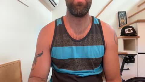 Snapshot of babeheater chatting on 11/14/25, 05:00 babeheater online show from 11/14/25, 05:00