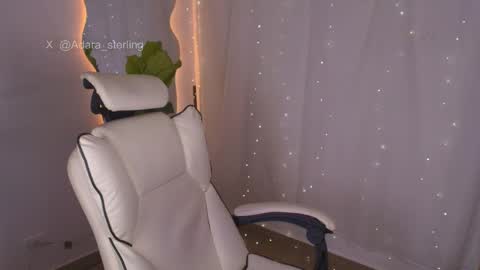 Snapshot of babepeach chatting on 04/23/26, 12:29 adara sterling online show from 04/23/26, 12:29