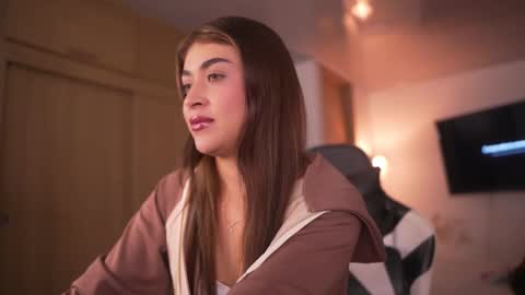 Samanta online show from 09/15/25, 05:07