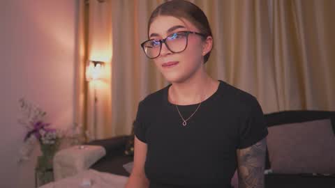 Samanta online show from 11/23/25, 05:07