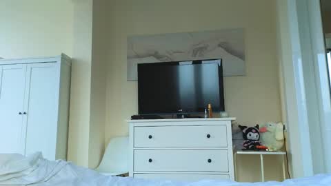 Snapshot of baby_adele chatting on 12/28/24, 06:17 bb adele online show from 12/28/24, 06:17