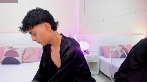 Ander online show from 03/08/25, 07:42