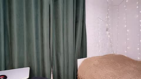 Alis online show from 04/14/26, 05:52