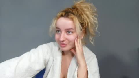 Snapshot of baby_doll91 chatting on 01/24/25, 12:20 Babby Doll online show from 01/24/25, 12:20