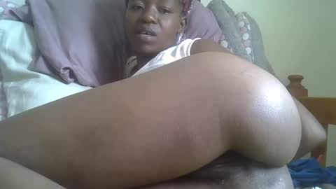 Snapshot of baby_facii chatting on 12/22/24, 11:11 baby_facii online show from 12/22/24, 11:11
