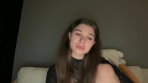 Baby girl nika online show from 05/01/26, 06:34