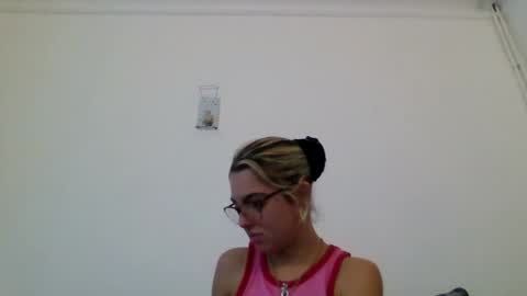 Snapshot of baby_girls2224 chatting on 01/16/26, 09:46 baby_girls2224 online show from 01/16/26, 09:46