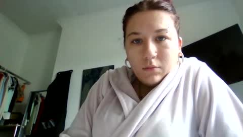 Snapshot of baby_girls2224 chatting on 02/13/26, 10:22 baby_girls2224 online show from 02/13/26, 10:22