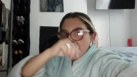 baby_girls2224 online show from 04/22/26, 06:42