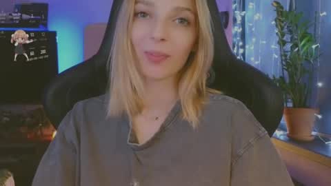 Snapshot of baby_gopn1k chatting on 12/27/24, 03:04 baby gopn1k online show from 12/27/24, 03:04