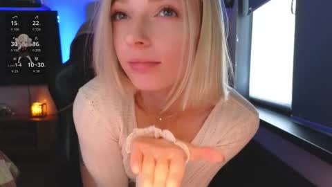 Snapshot of baby_gopn1k chatting on 09/23/25, 05:10 baby gopn1k online show from 09/23/25, 05:10