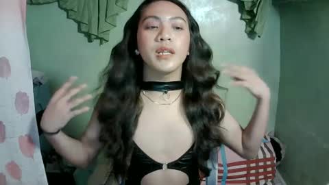 Viatrice online show from 12/20/24, 02:49