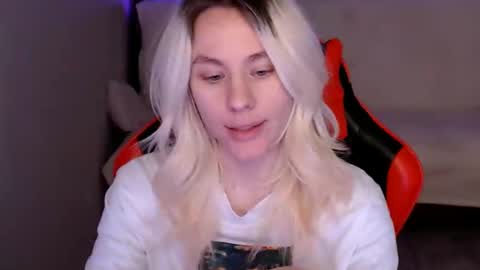 baby_kitte online show from 12/11/24, 06:36