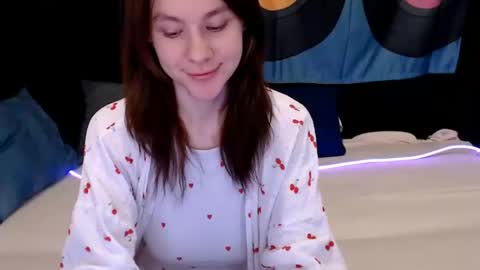 baby_kitte online show from 12/22/24, 03:00