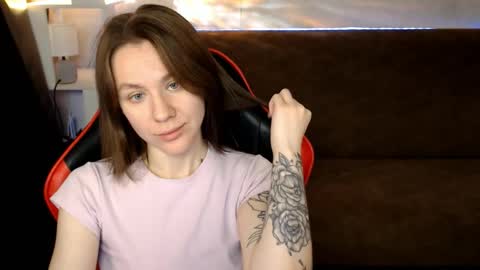 baby_kitte online show from 01/12/26, 03:01