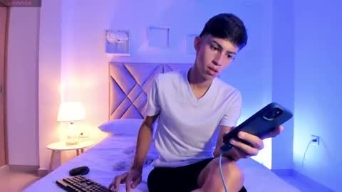 baby_noaht online show from 06/04/26, 10:05