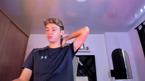 baby_noaht online show from 07/31/26, 10:09