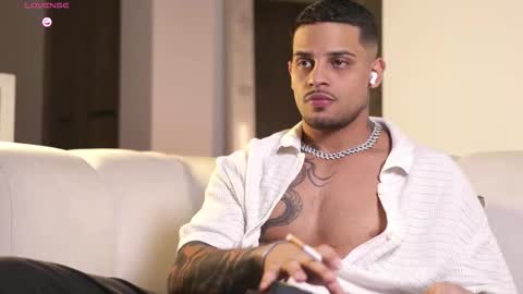 Snapshot of baby_rausch chatting on 11/29/25, 06:49 baby_rausch online show from 11/29/25, 06:49