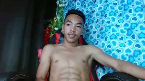 Snapshot of baby_razell chatting on 02/25/25, 06:09 baby_razell online show from 02/25/25, 06:09
