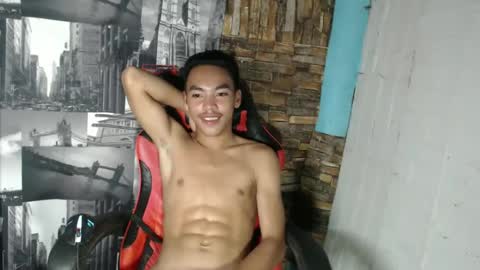 Snapshot of baby_razell chatting on 03/12/25, 01:40 baby_razell online show from 03/12/25, 01:40