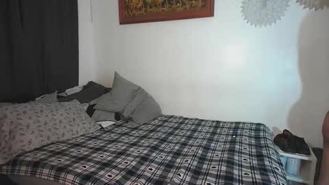 Snapshot of baby_simph chatting on 09/15/25, 07:41 Josh online show from 09/15/25, 07:41