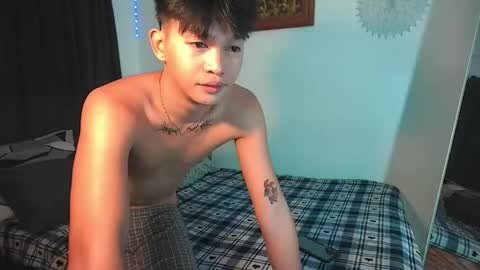 Snapshot of baby_simph chatting on 11/13/25, 04:33 Josh online show from 11/13/25, 04:33