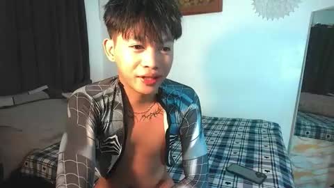 Snapshot of baby_simph chatting on 11/20/25, 08:36 Josh online show from 11/20/25, 08:36