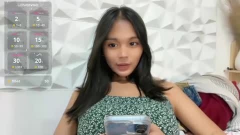 Snapshot of baby_zoexx chatting on 06/08/26, 01:00 baby_zoexx online show from 06/08/26, 01:00