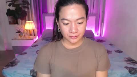   AMANDA  online show from 05/17/26, 07:39