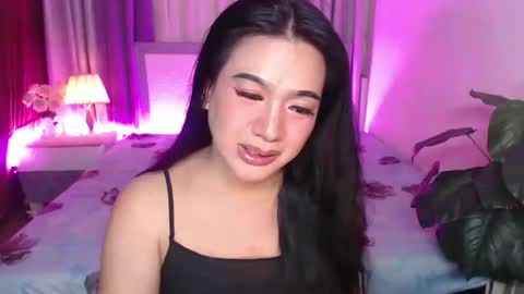   AMANDA  online show from 05/20/26, 07:42