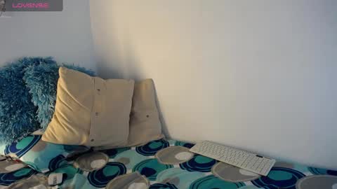 Snapshot of babyandy_x chatting on 09/17/25, 08:54 babyandy_x online show from 09/17/25, 08:54