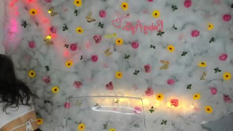 Snapshot of babyaylin chatting on 01/31/25, 07:29 Aylin online show from 01/31/25, 07:29