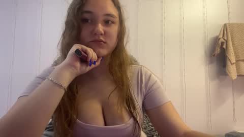 Snapshot of babyblissxx chatting on 10/29/25, 10:44 Katerina online show from 10/29/25, 10:44