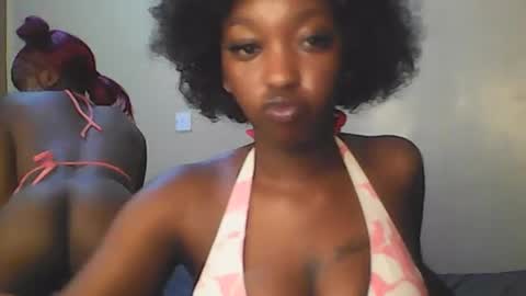 Snapshot of babybrown20 chatting on 06/12/26, 04:22 babybrown online show from 06/12/26, 04:22
