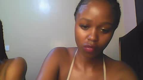 Snapshot of babybrown20 chatting on 06/27/26, 05:56 babybrown online show from 06/27/26, 05:56