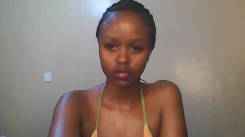 Snapshot of babybrown20 chatting on 06/29/26, 03:56 babybrown online show from 06/29/26, 03:56