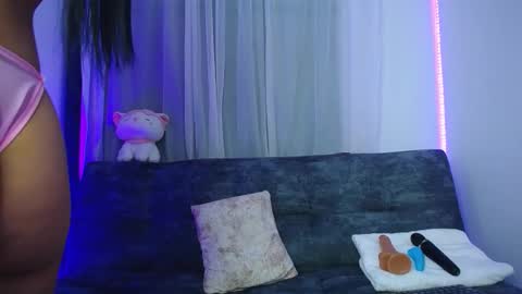 Snapshot of babycat4_ chatting on 11/11/25, 01:49 MARIA online show from 11/11/25, 01:49