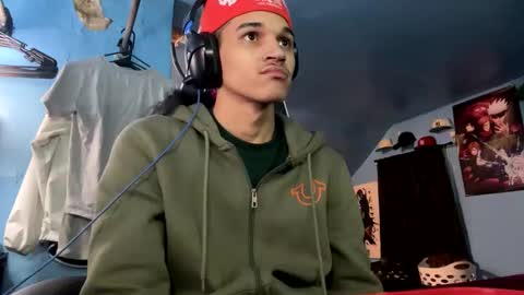 Snapshot of babyd0103 chatting on 12/07/24, 05:15 babyD online show from 12/07/24, 05:15